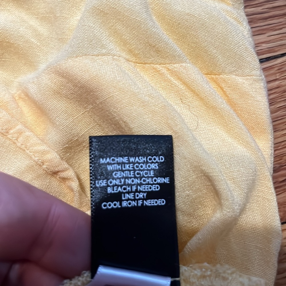 Torrid. Size 1. Camisole. Flowy fit. Yellow. - Picture 4 of 6